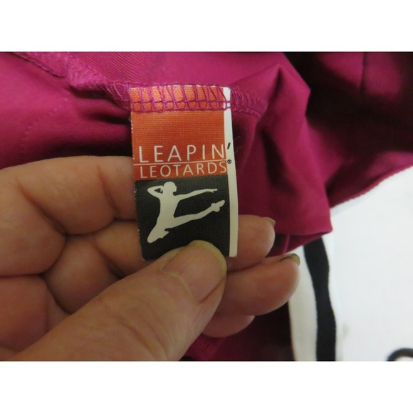 2 PAIR OF DANCE SHORTS RED LEAPING LEOTARD & BLUE MOTION WEAR SIZE ADULT SMALL - Picture 7 of 8